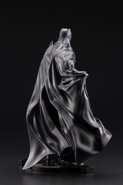 DC COMICS ELSEWORLD SERIES BATMAN THOMAS WAYNE ARTFX STATUE - Toy Snowman