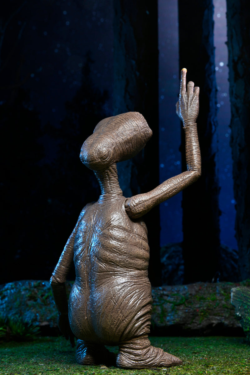 NECA 40th Anniversary Ultimate E.T. - Collectables > Action Figures > toys -  Neca