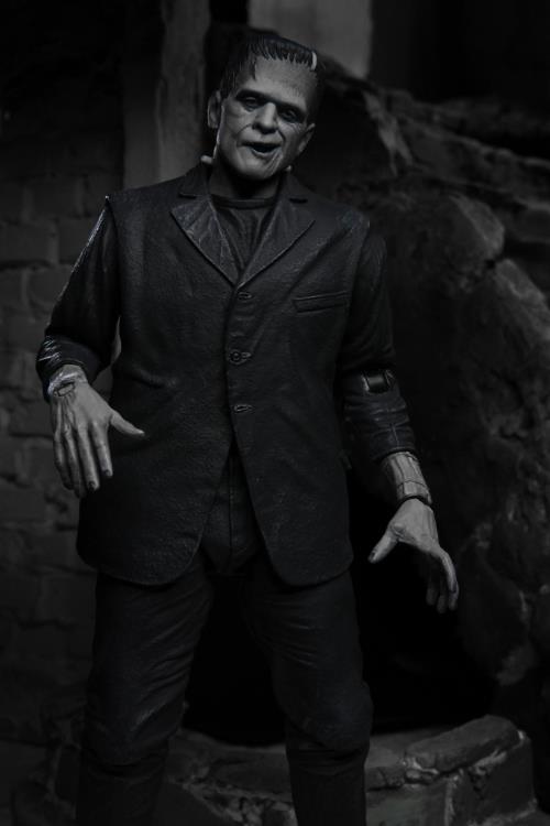 Universal Monsters Ultimate Frankenstein's Monster (Black & White) Figure - Action & Toy Figures -  neca
