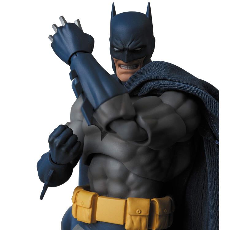 MAFEX マフェックス No.105 BATMAN HUSH Batman: Hush - Batman (No. 105) Reissue - Mafex – eCollectibles
