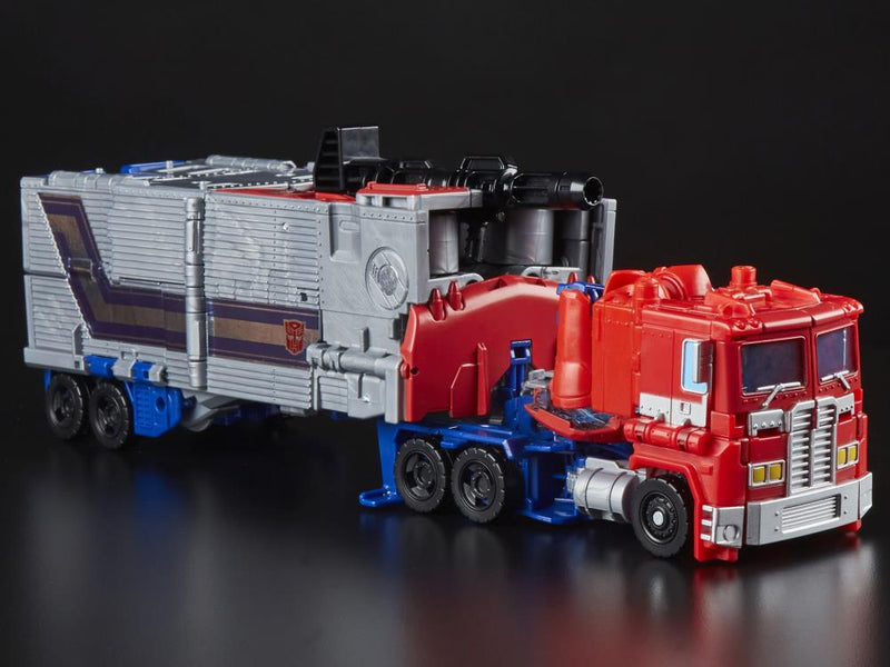 Transformers Power of the Primes Leader Optimus Prime - Collectables > Action Figures > toys -  Hasbro