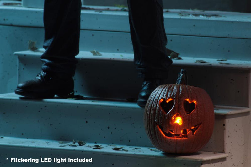 Halloween Ultimate Michael Myers Figure - Action & Toy Figures -  Neca