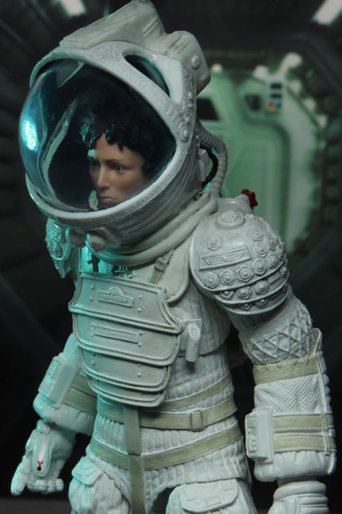 Neca Alien 40th Anniversary Ripley (Compression Suit) - Action & Toy Figures -  Neca