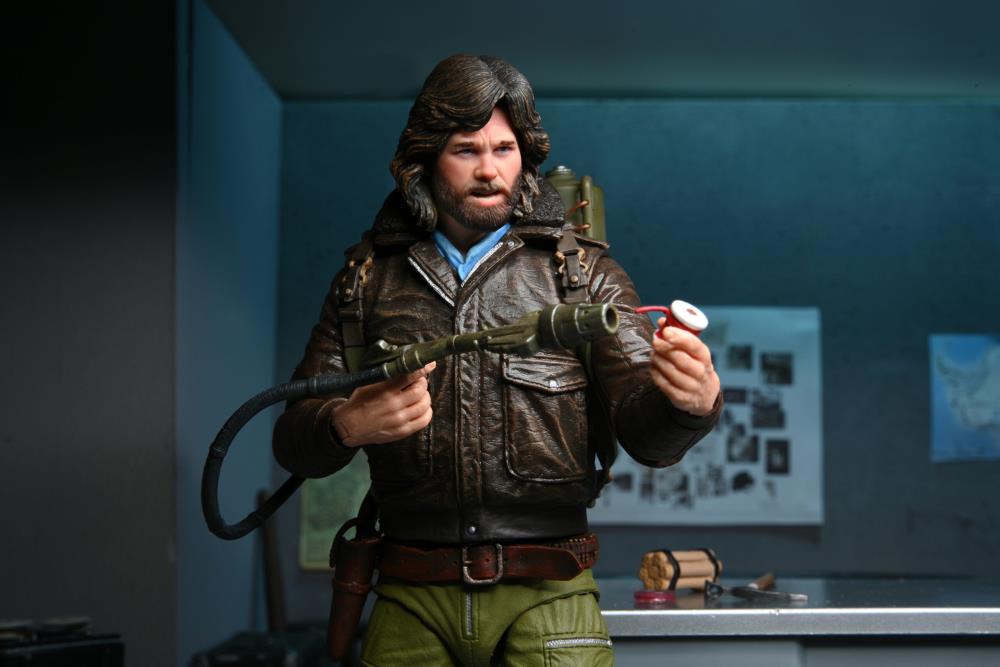 THING MACREADY V2 STATION SURVIVAL ULTIMATE (preorder) - Action & Toy Figures -  Neca
