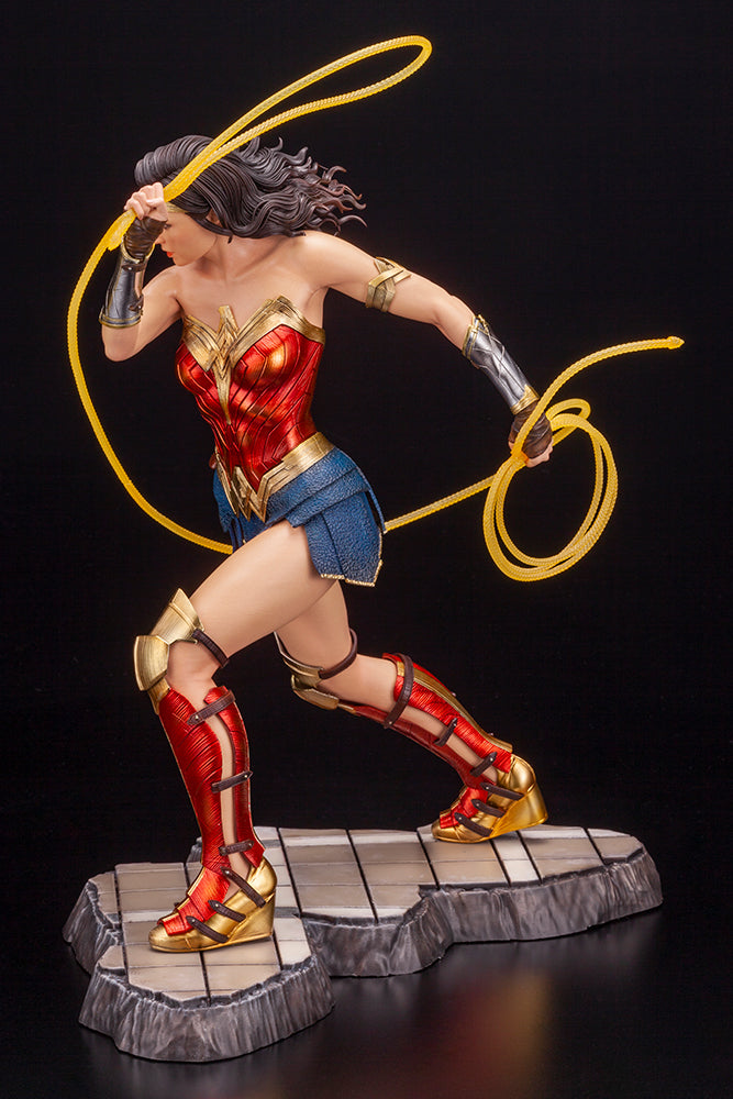 WONDER WOMAN 1984 MOVIE WONDER WOMAN ARTFX STATUE - Toy Snowman