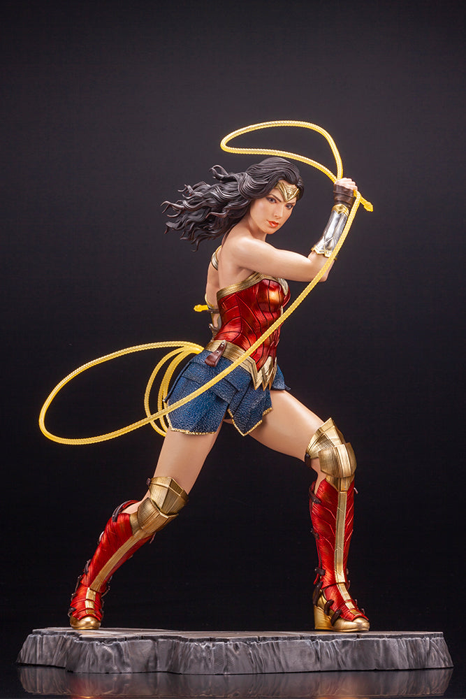 WONDER WOMAN 1984 MOVIE WONDER WOMAN ARTFX STATUE - Toy Snowman
