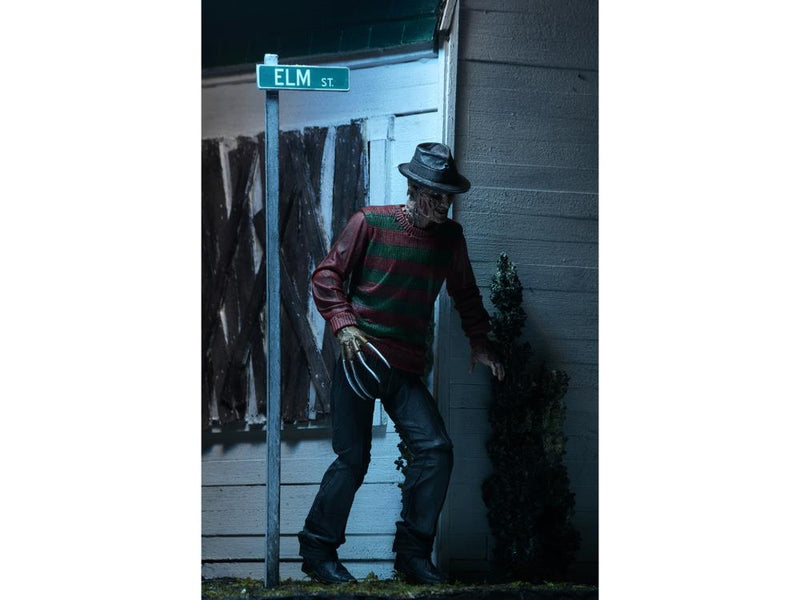 A Nightmare On Elm Street Ultimate Freddy Krueger - Collectables > Action Figures > toys -  Neca