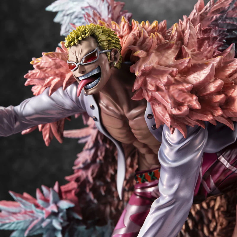 ONE PIECE - Portrait.Of.Pirates  "WA-MAXIMUM”: "Heavenly Yaksha" Donquixote Doflamingo - statue -  MEGAHOUSE CORPORATION