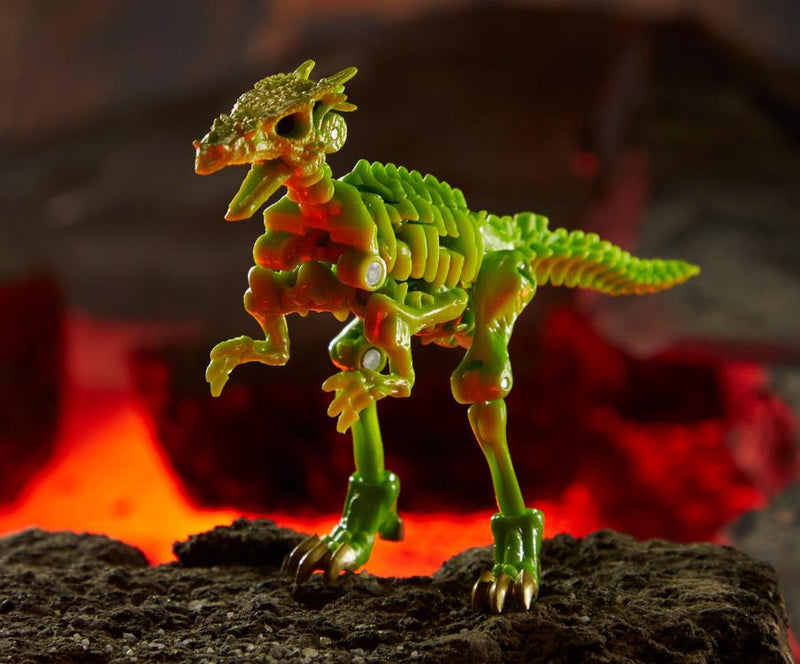 Transformers War for Cybertron: Kingdom Core Dracodon - Toy Snowman