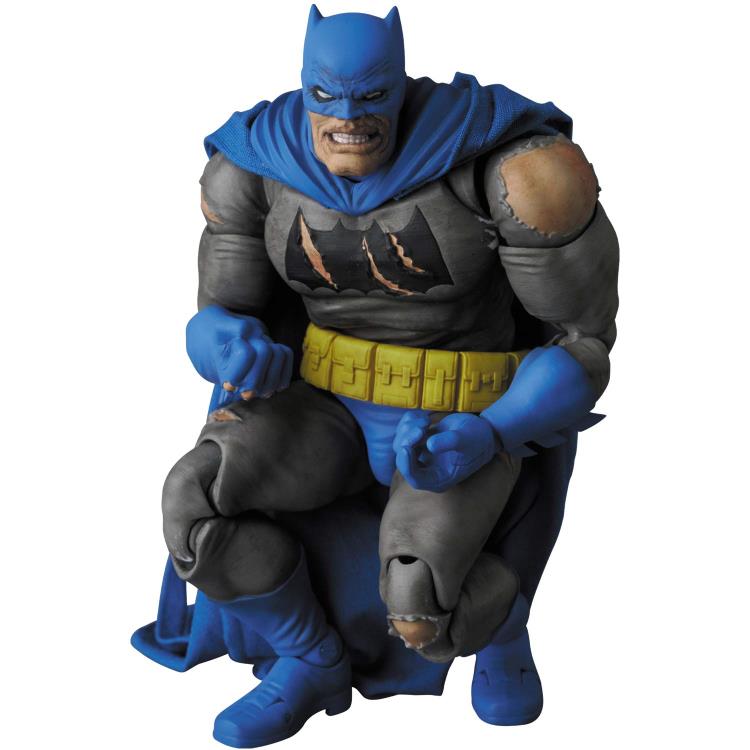 Batman: The Dark Knight Returns Triumphant MAFEX No.119 Batman - Toy Snowman