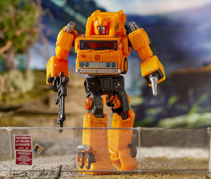 Transformers War for Cybertron: Earthrise Voyager Grapple - Toy Snowman