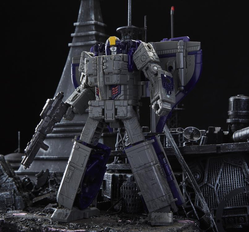 Transformers War for Cybertron: Siege Leader Astrotrain - Toy Snowman