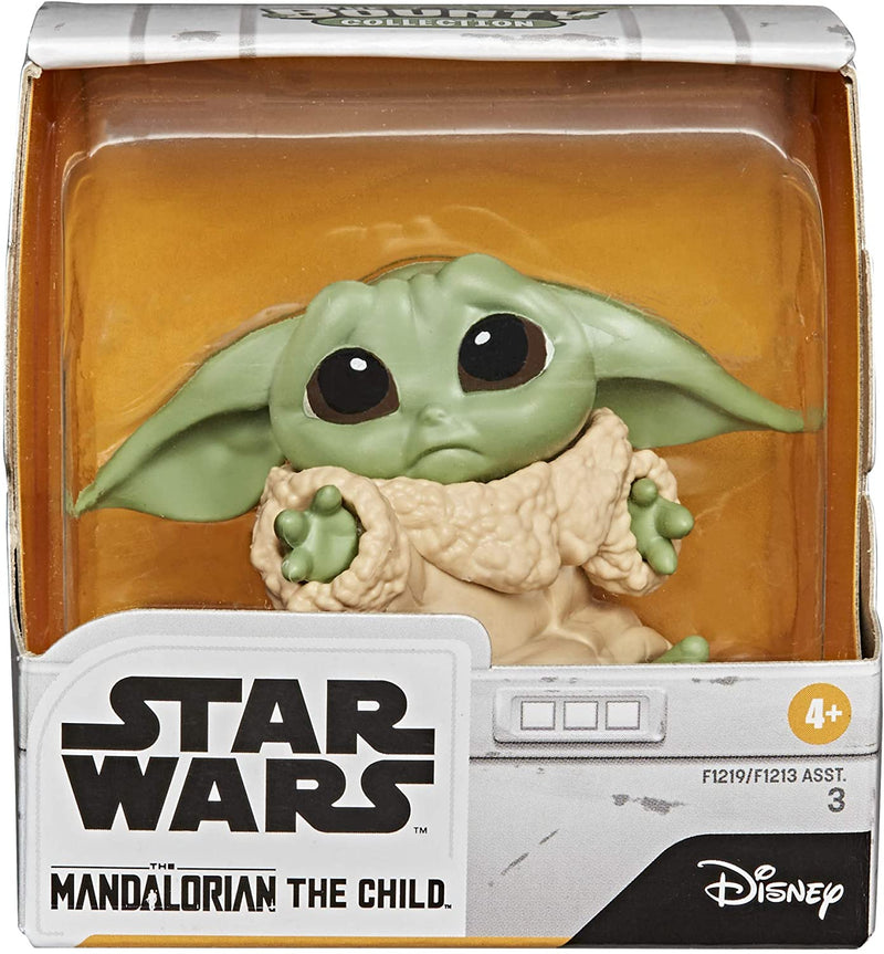 Star Wars The Bounty Collection The Child Collectible Toys 2.2-Inch The Mandalorian “Baby Yoda” Hold Me Pose Figure - Toy Snowman