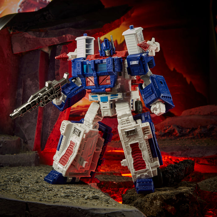 (preorder) Transformers Toys Generations War for Cybertron: Kingdom Leader WFC-K20 Ultra Magnus - Toy Snowman