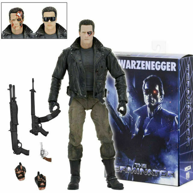 Terminator 7 Inch Action Figure Deluxe Series - Ultimate Police Station Assault T-800 - Toy Snowman