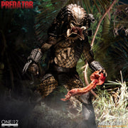 PREDATOR ONE:12 COLLECTIVE PREDATOR DELUXE EDITION (PREORDER) - Action figure -  MEZCO TOYS
